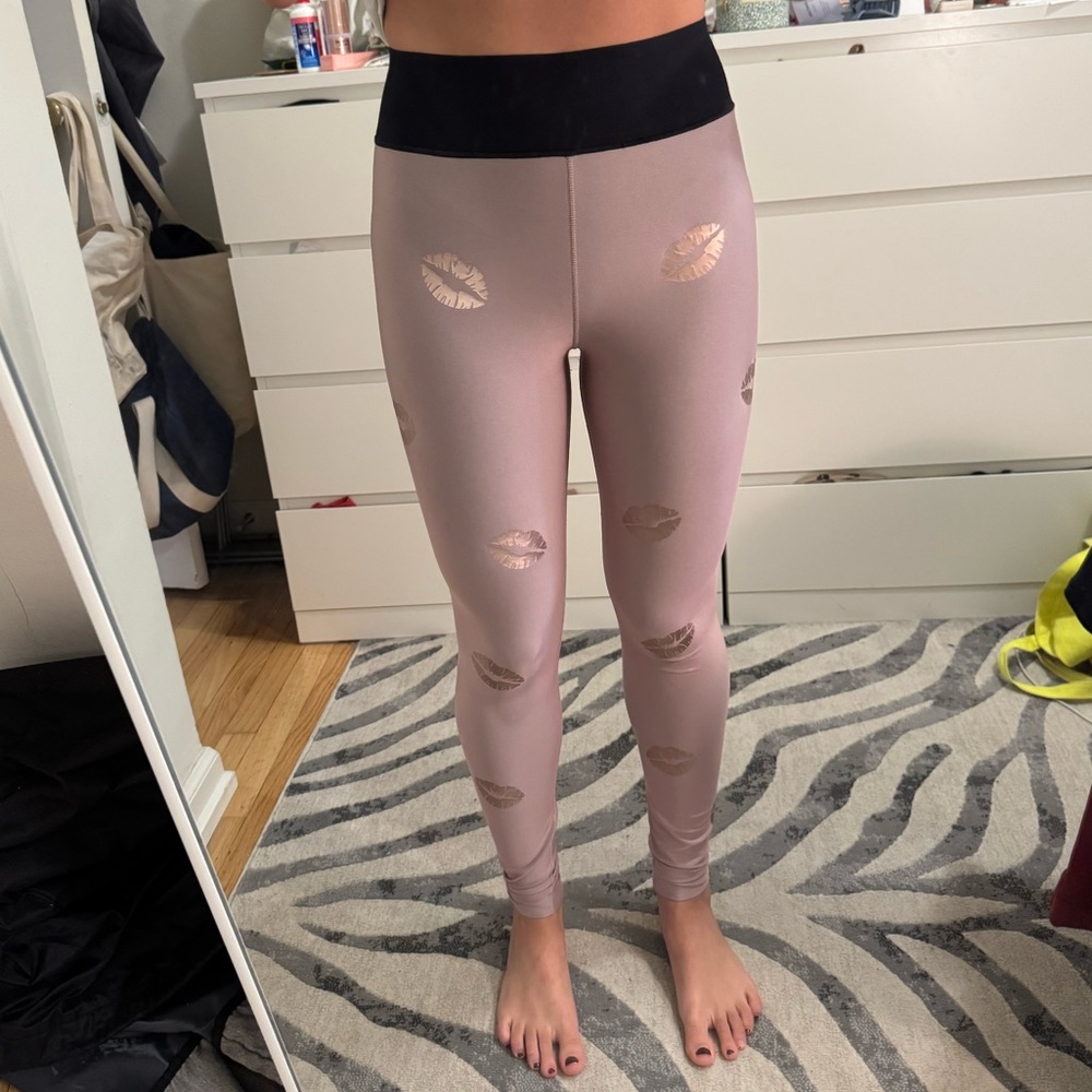 Ultracor Make Out Leggings - Metallic Rose Lip Kiss Print